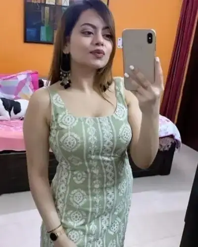 Call Girl in Akkarampalle